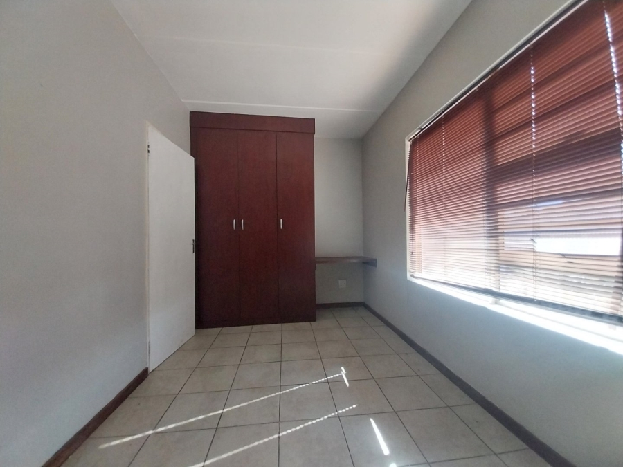 2 Bedroom Property for Sale in Bult South North West